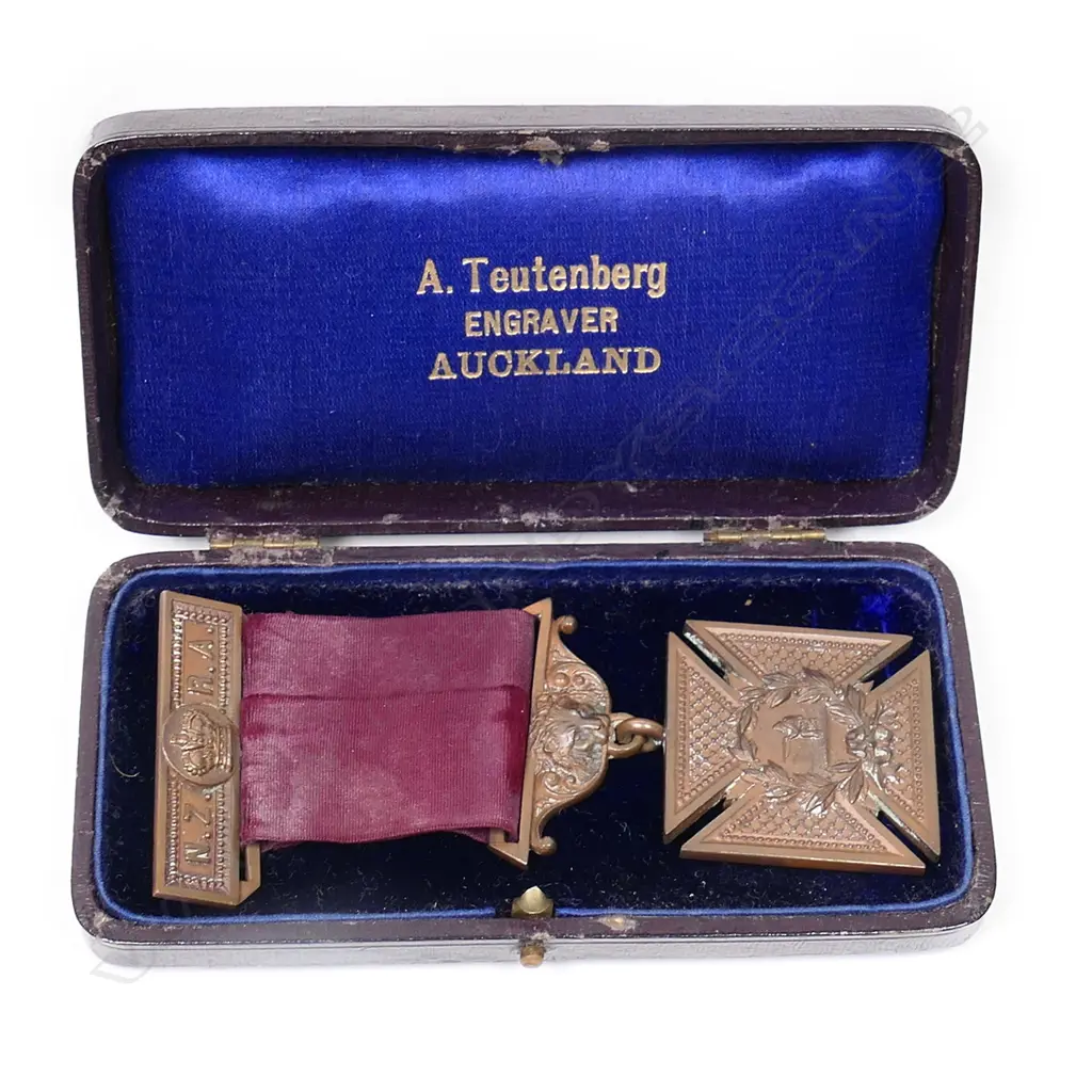 Anton Teutenberg copper NZ Rifle Association Medal, Image 1++